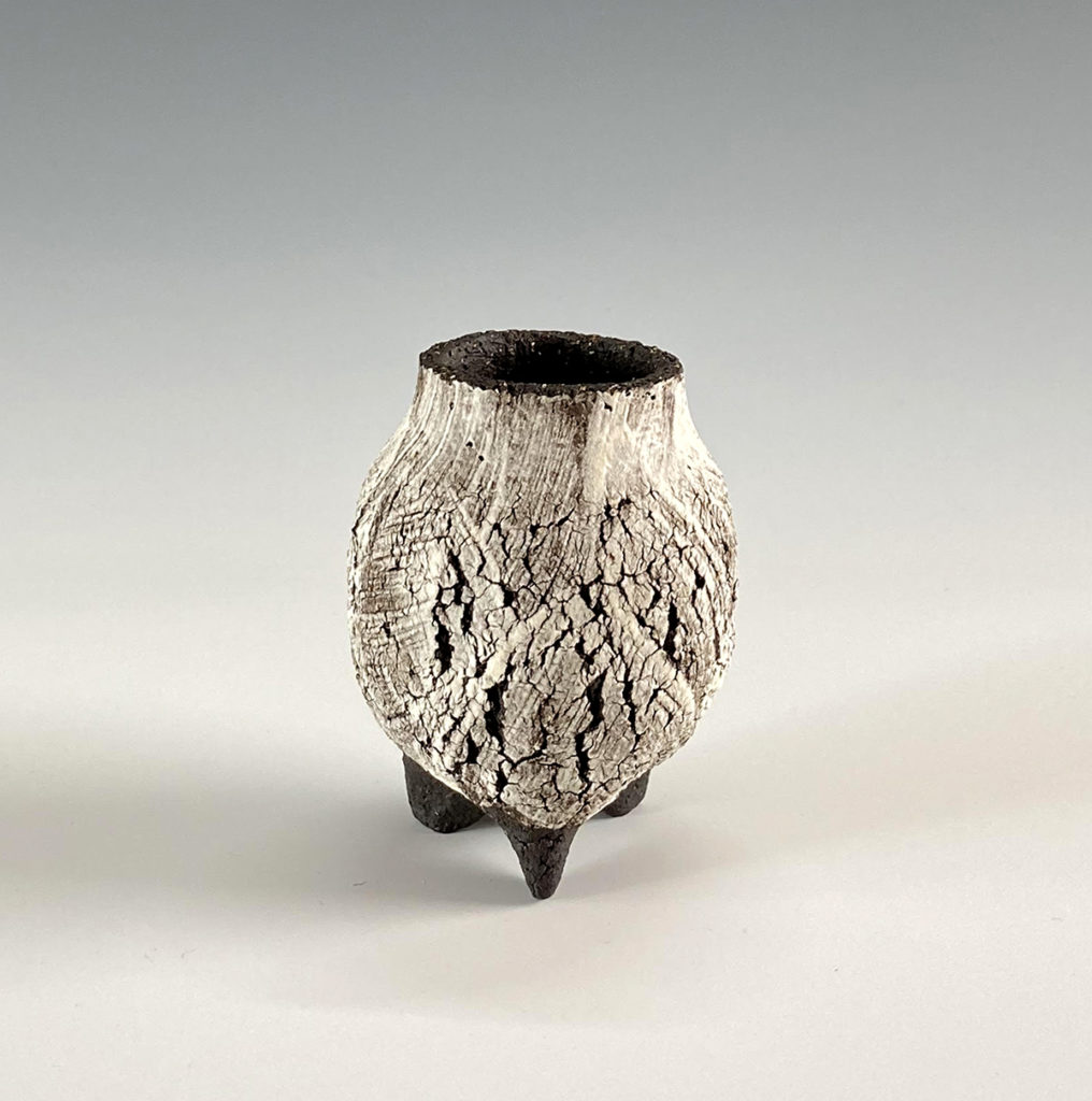 Cracked Vessel White Ania Perkowska Ceramics