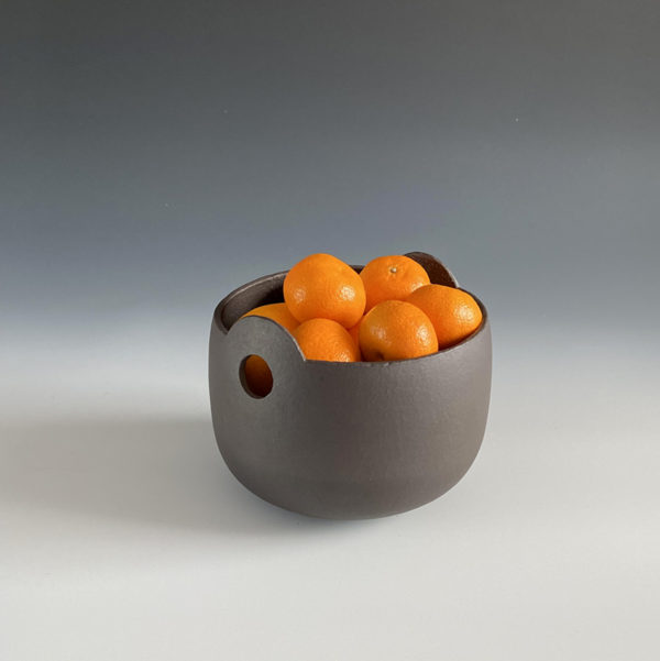 Black Minimalist Fruit Bowl - Image 2