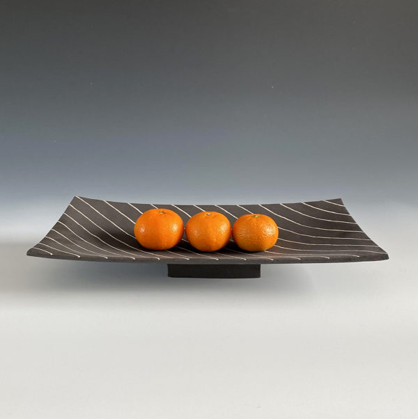 Black Minimalist Fruit Platter - Image 4