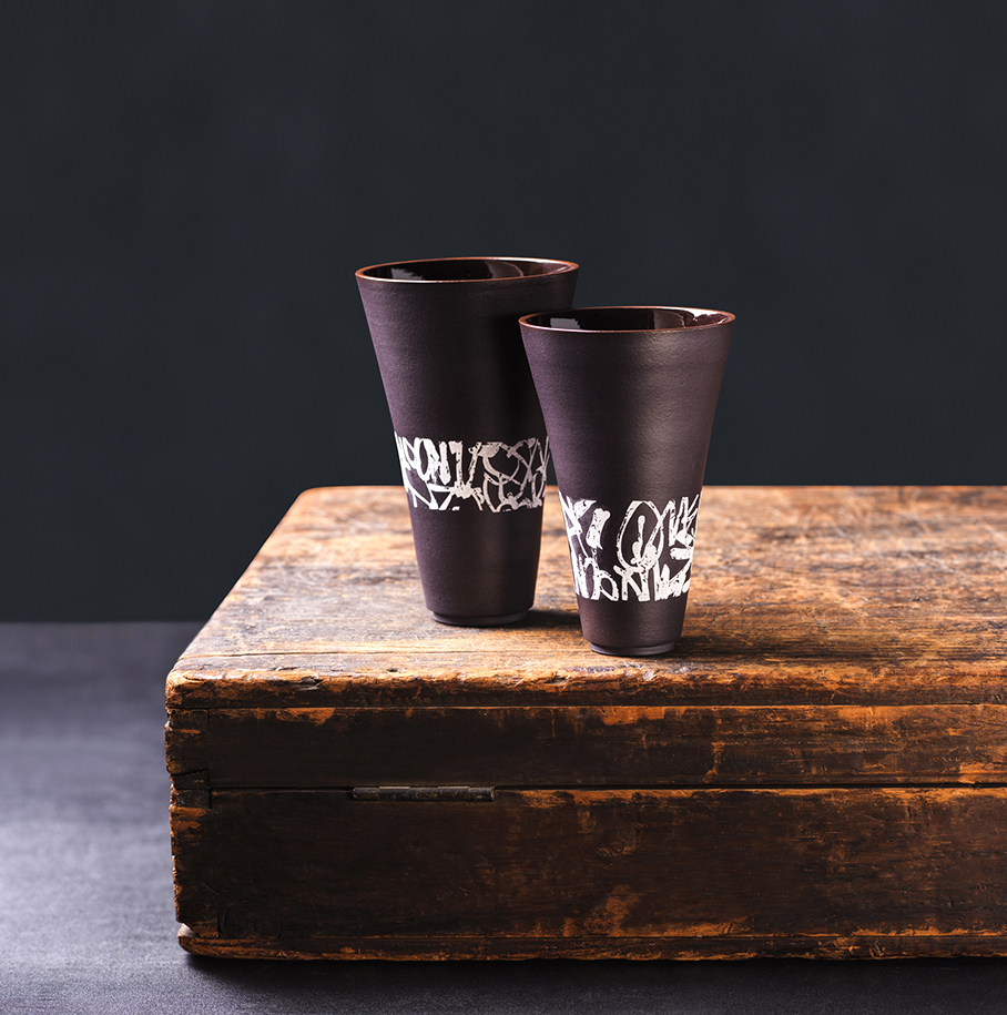 Black porcelain vessels made by Ania Perkowska