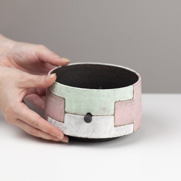 Black vessel with movable "handles" - Image 3