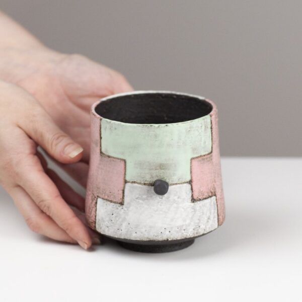 Black vessel with movable "handles" - Image 4
